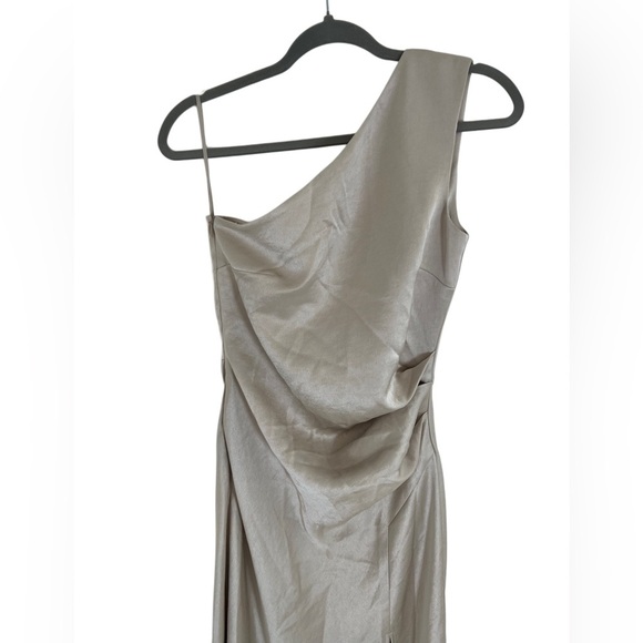 Bec + Bridge Champagne Gray One Shoulder Gown Cocktail Prom Dress 4 S - Picture 2 of 16